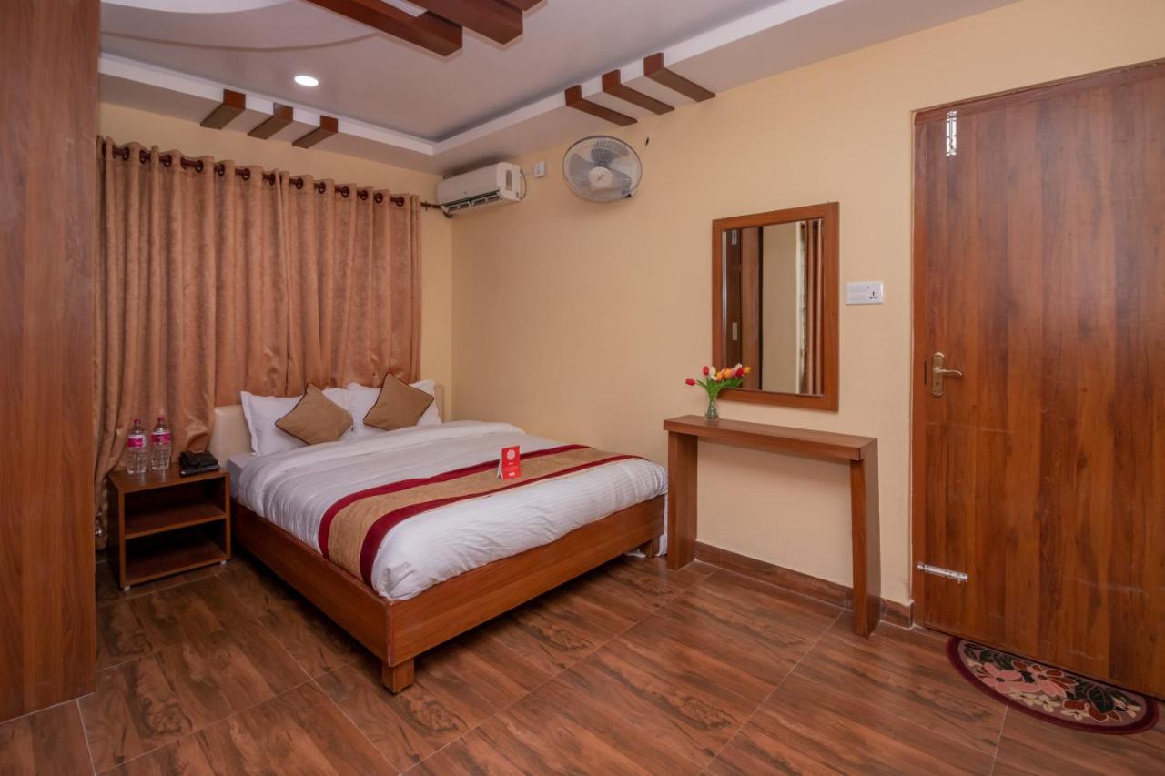Oyo 253 Hotel Pinnacle Pokhara Exterior foto